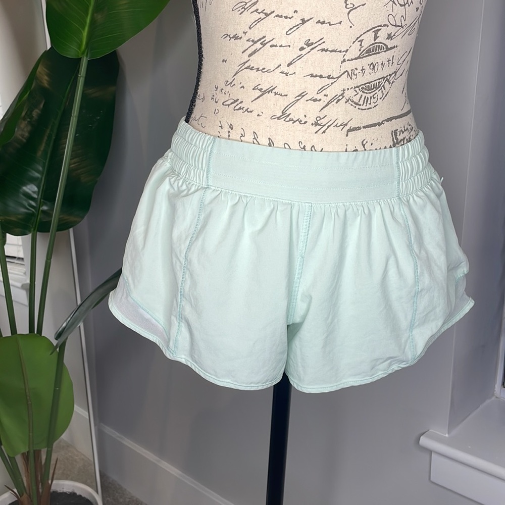 Mint Lululemon Athletic Shorts 2.5” with zipper pocket on the side